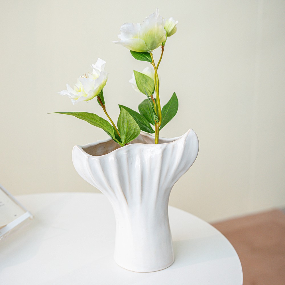 CAPIRON – Vase géométrique nor - Geometric Shelf Triangle avis et prix